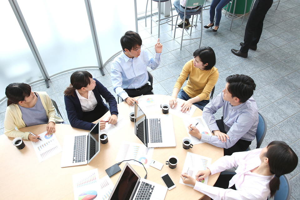 人事評価基準の作り方とは?基準項目・策定手順や評価手法の種類を解説